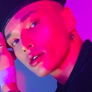 Meet your Posher, MASTER LUXAI